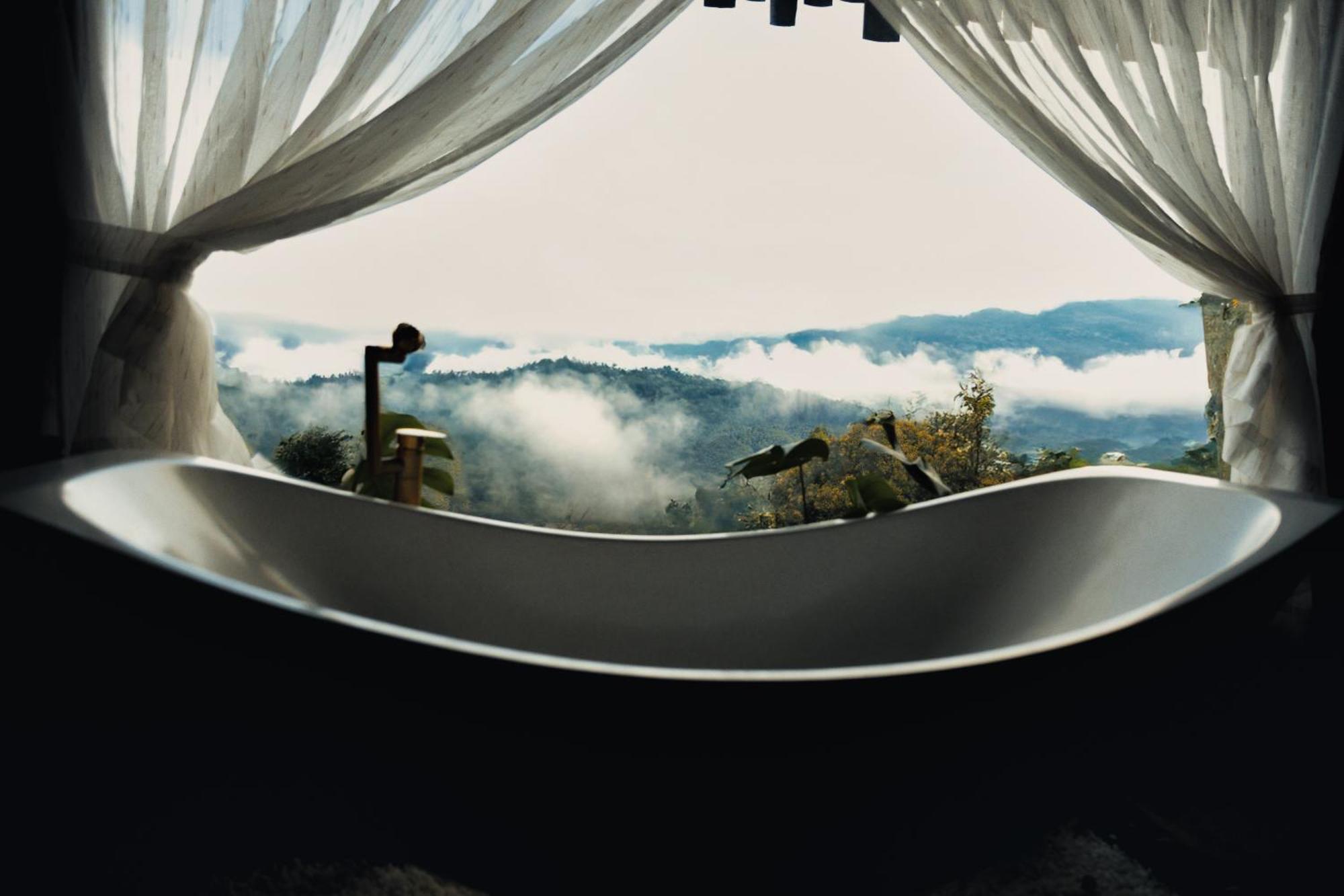 Cloud9 & Cloud View Glamping *